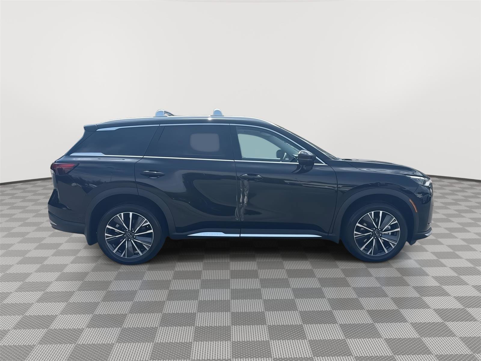 Certified 2026 INFINITI QX60 Luxe w/ Cargo Package FWD image 5