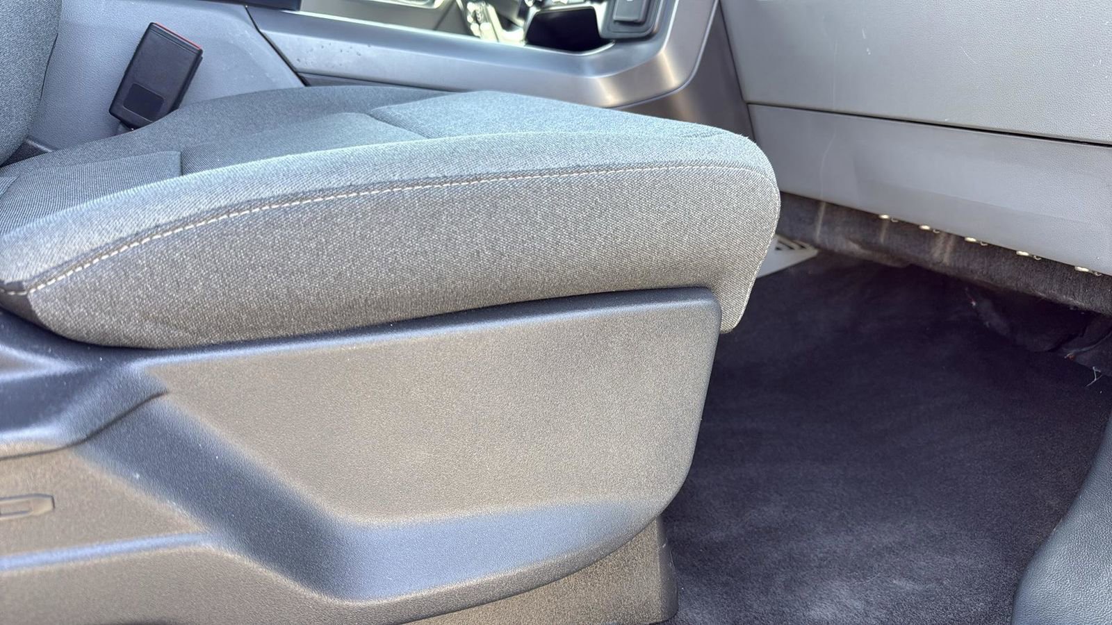 Used 2025 Ford F150 XLT w/ Equipment Group 301A Standard image 25