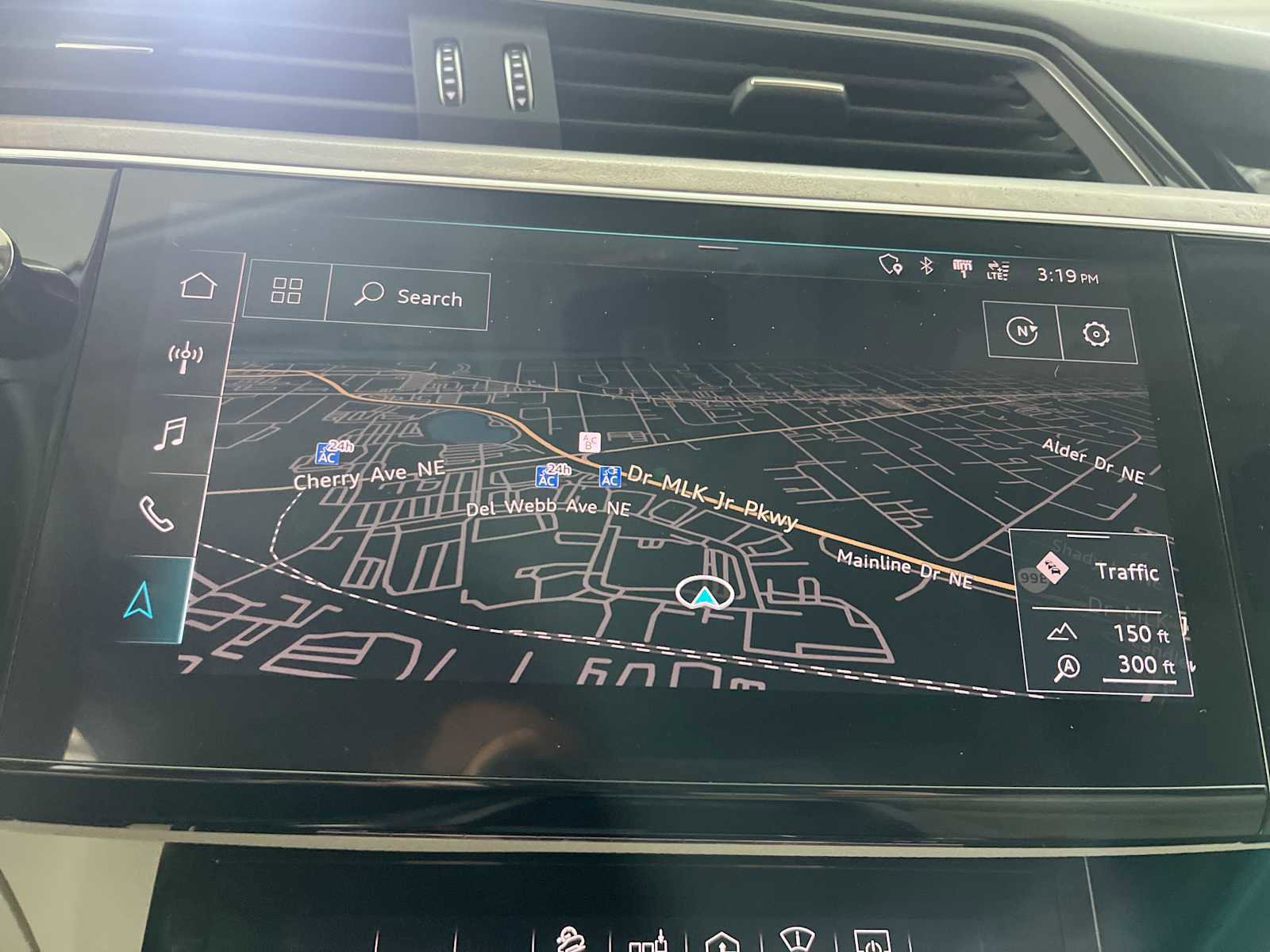 Used 2019 Audi e-tron Prestige image 26