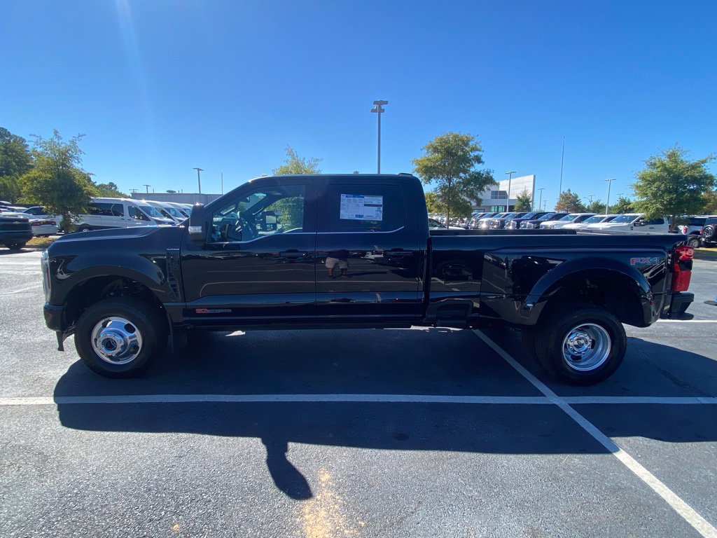 New 2027 Ford F350 Platinum AWD/4WD image 4