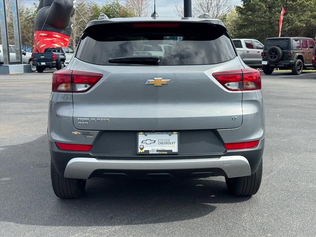 Used 2023 Chevrolet TrailBlazer LT image 4