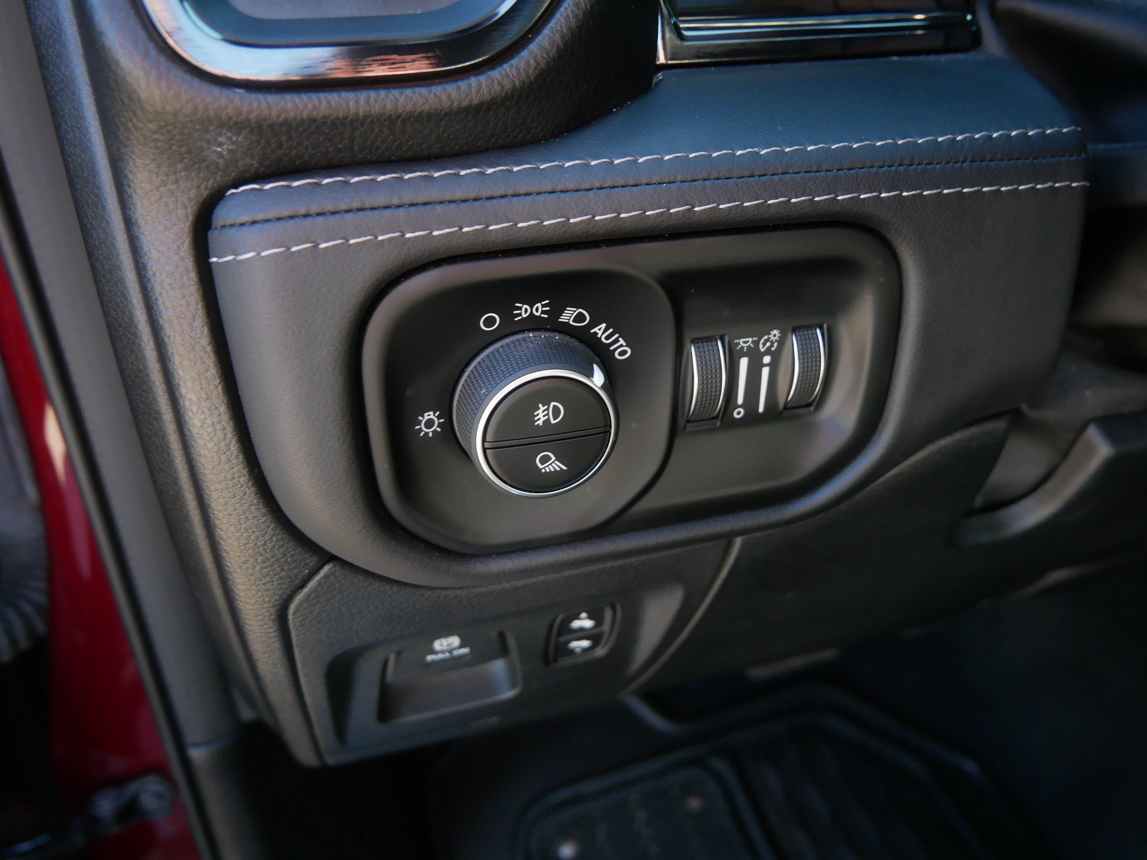 Certified 2024 RAM 1500 Limited AWD/4WD image 26