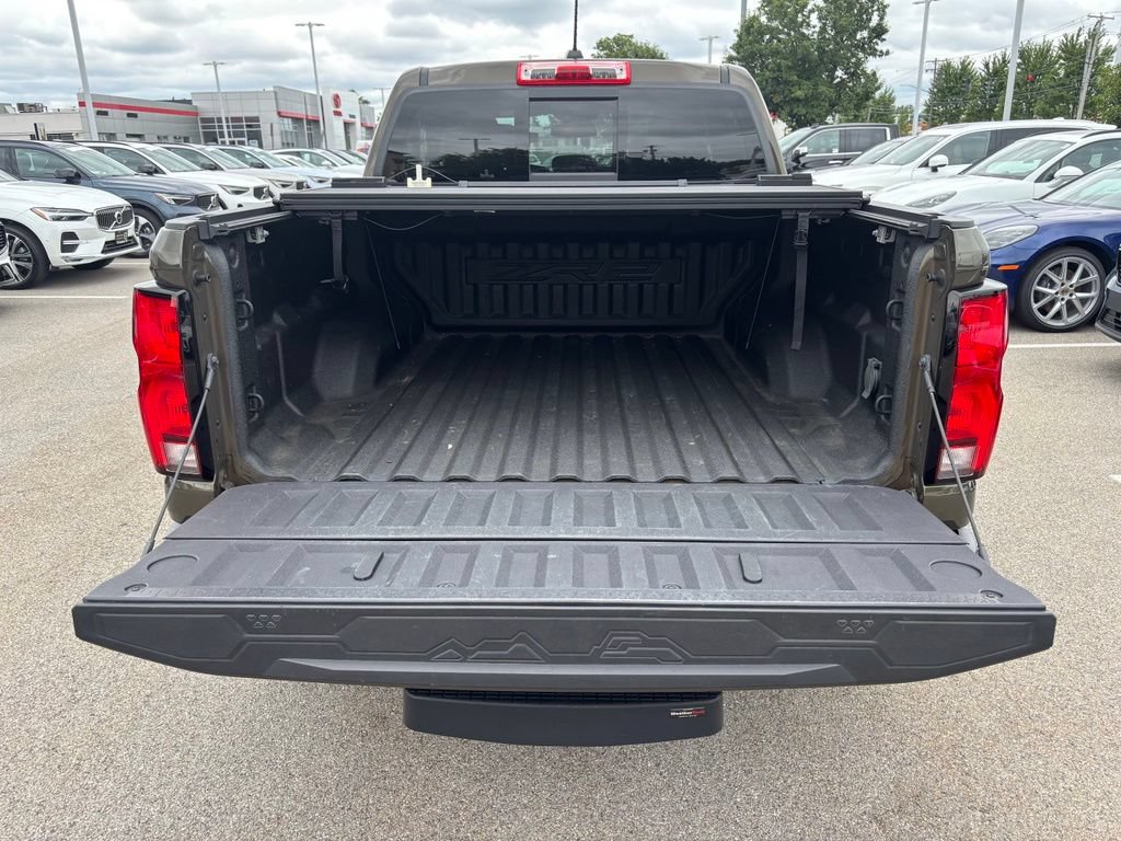 Used 2024 Chevrolet Colorado ZR2 w/ ZR2 Convenience Package III AWD/4WD image 22