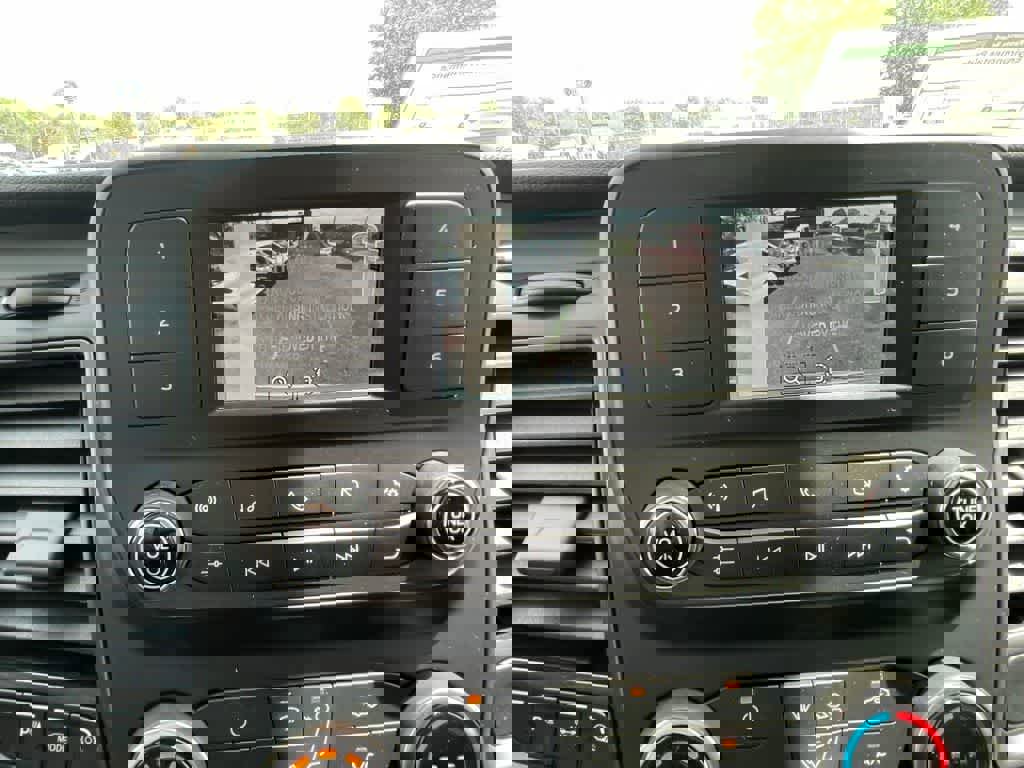 New 2025 Ford Transit 250 148 Medium Roof image 29