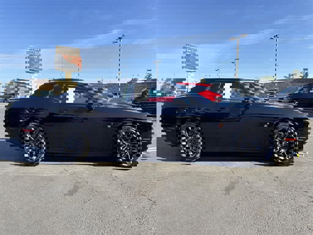 Used 2023 Dodge Challenger R/T Scat Pack image 7