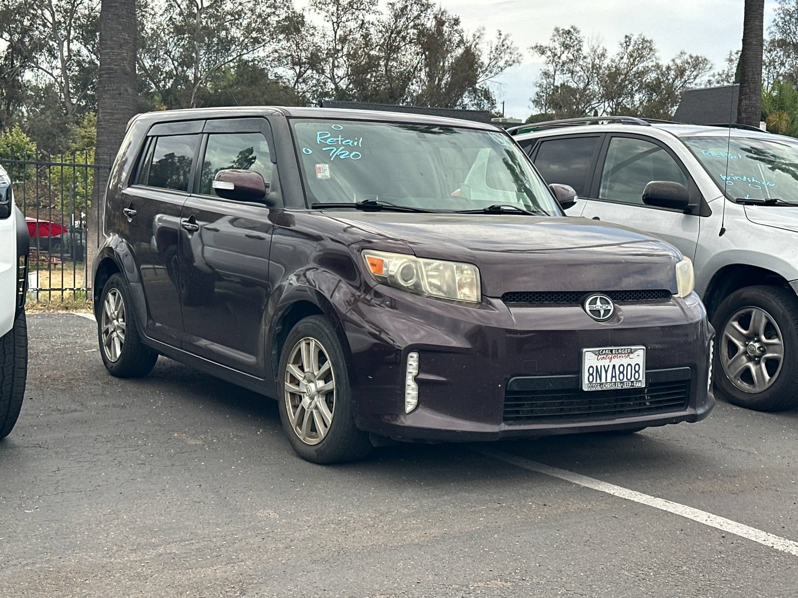 Used 2014 Scion xB FWD image 2
