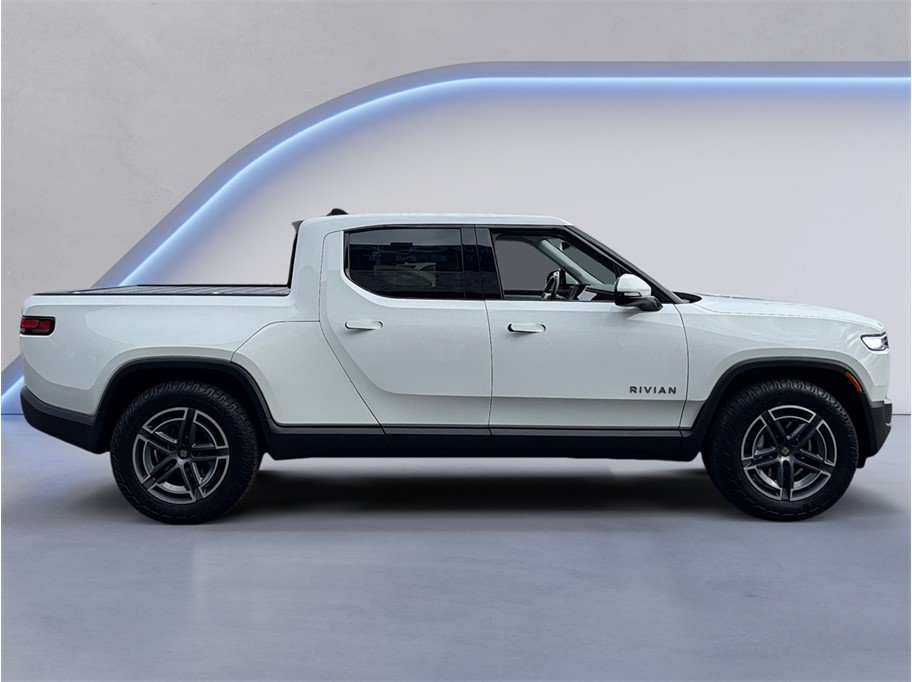 Used 2025 Rivian R1T Adventure Dual AWD/4WD image 7