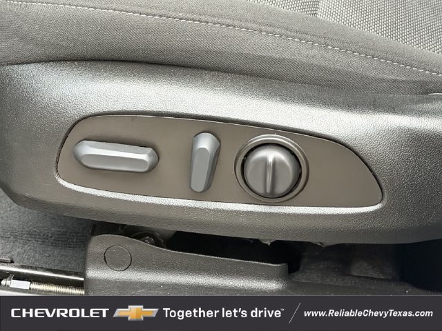 Used 2023 Chevrolet Traverse LT FWD image 30