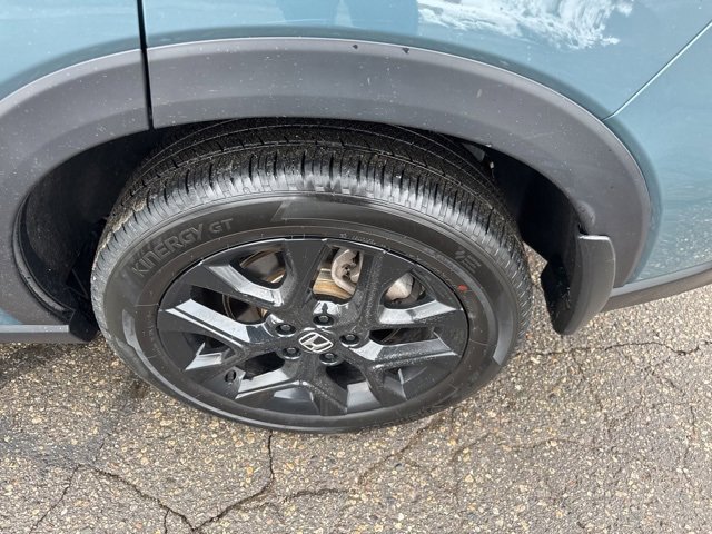 Certified 2025 Honda HR-V Sport image 10