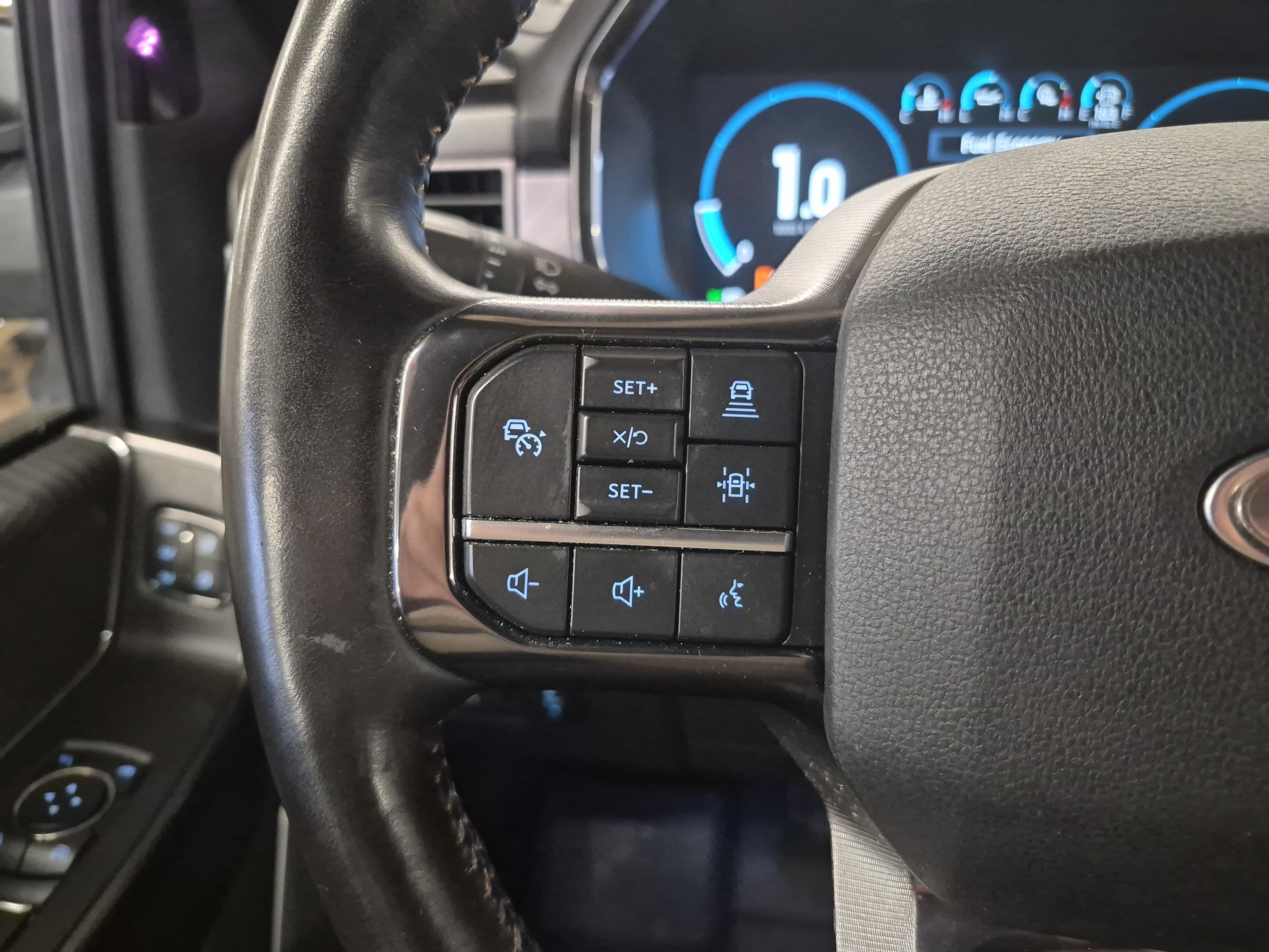 Used 2021 Ford F150 Platinum w/ Equipment Group 701A High AWD/4WD image 29