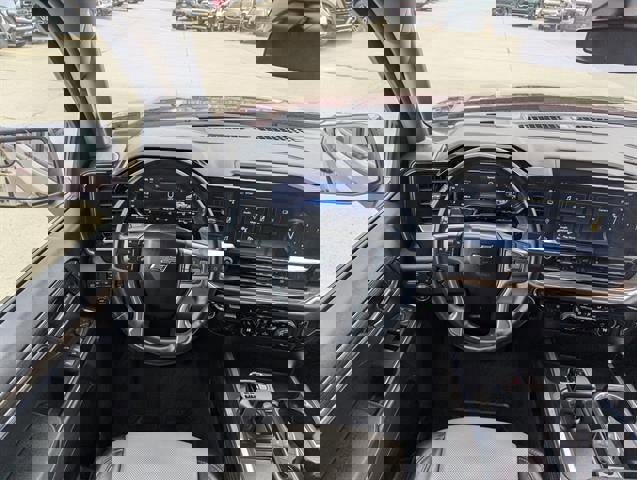 Used 2023 Chevrolet Silverado 1500 RST w/ Convenience Package II image 3