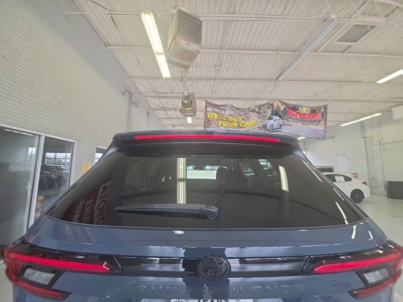 Used 2025 Toyota Grand Highlander FWD image 5