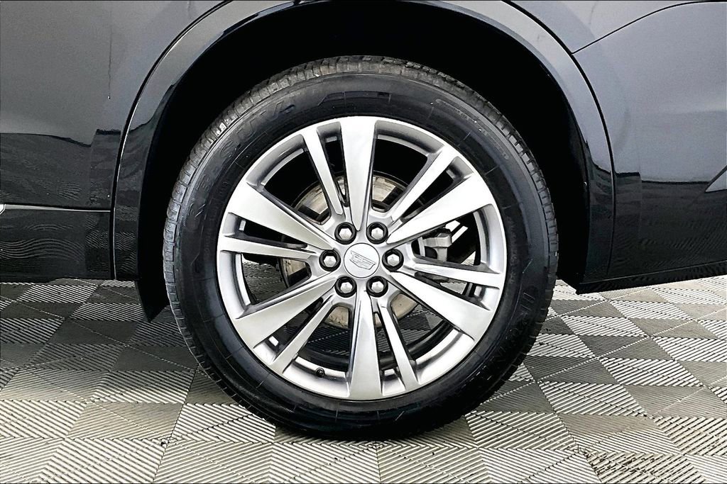 Used 2024 Cadillac XT6 Premium Luxury image 8