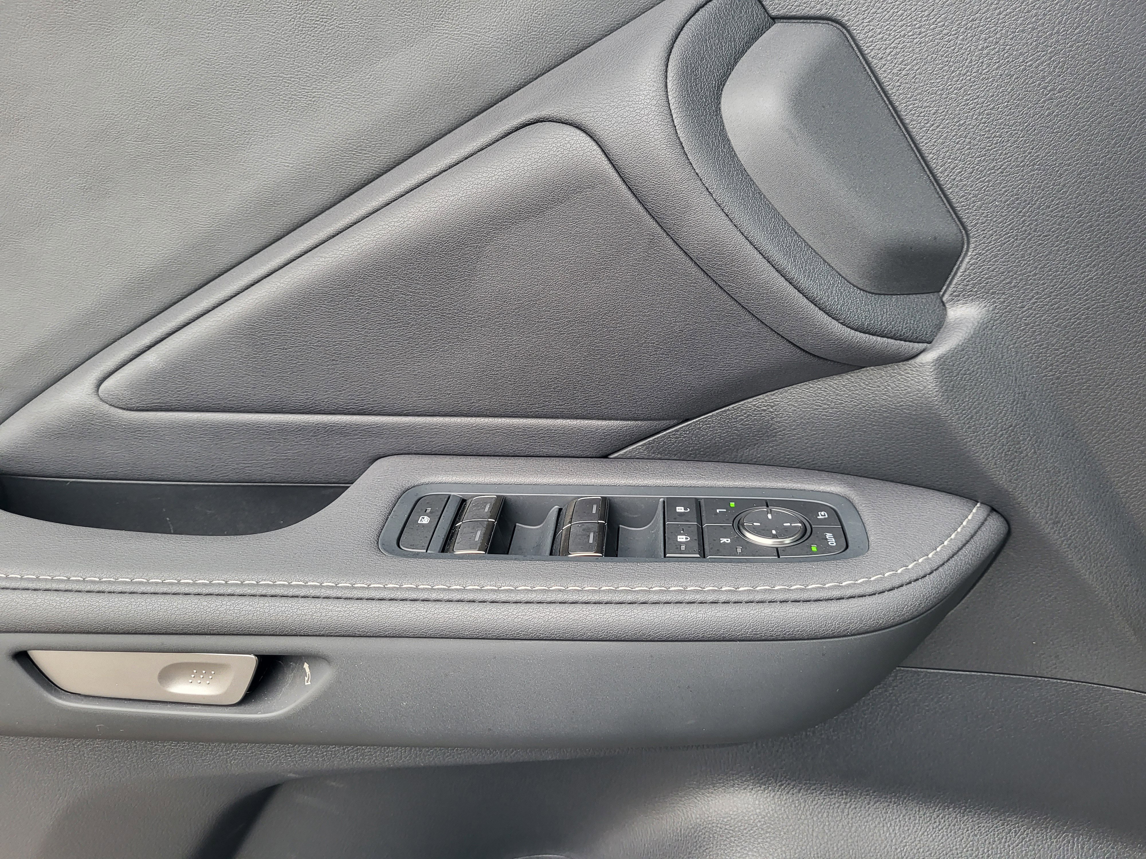 Used 2025 Lexus TX 350 AWD image 11