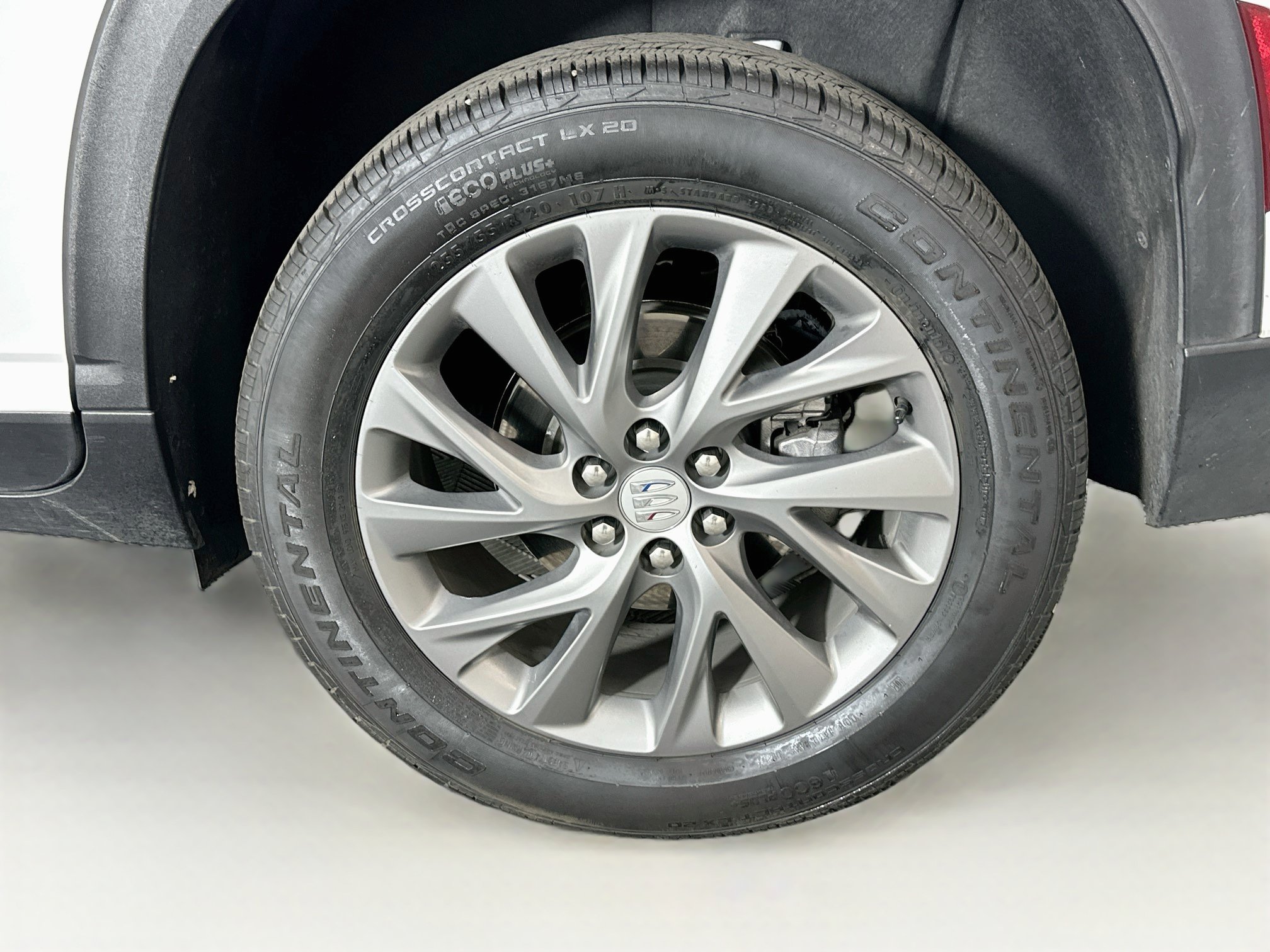 Used 2025 Buick Enclave Preferred FWD image 11