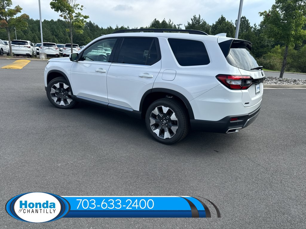 New 2026 Honda Pilot Touring image 5