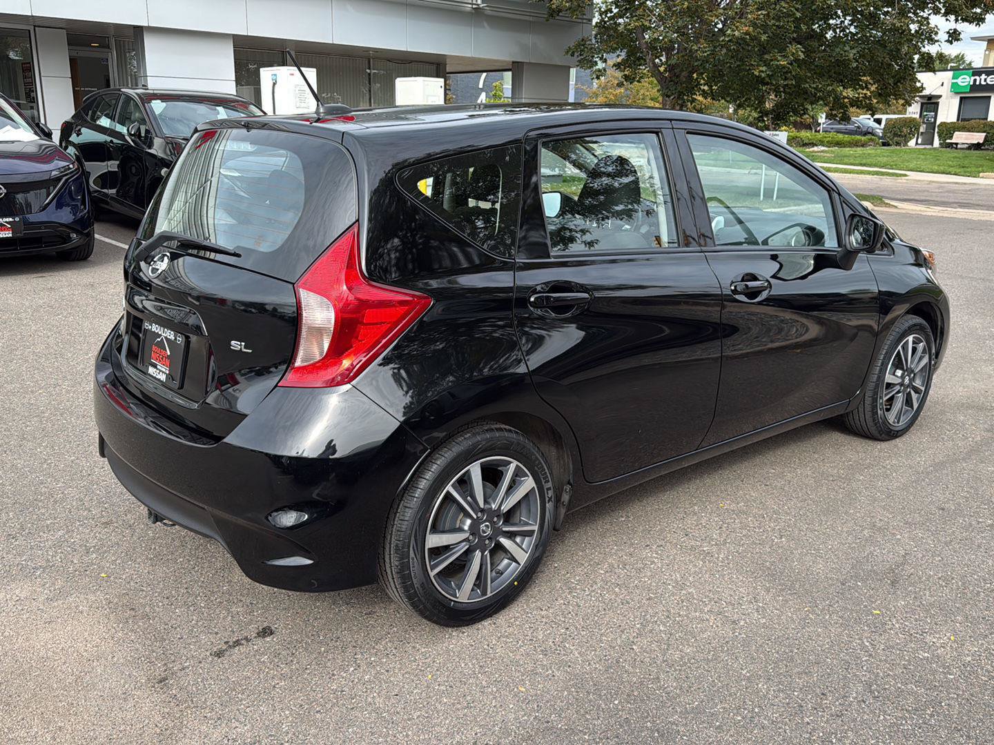 Used 2017 Nissan Versa Note FWD image 7