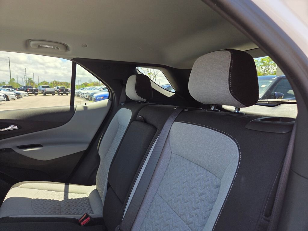 Used 2024 Chevrolet Equinox LT FWD image 17