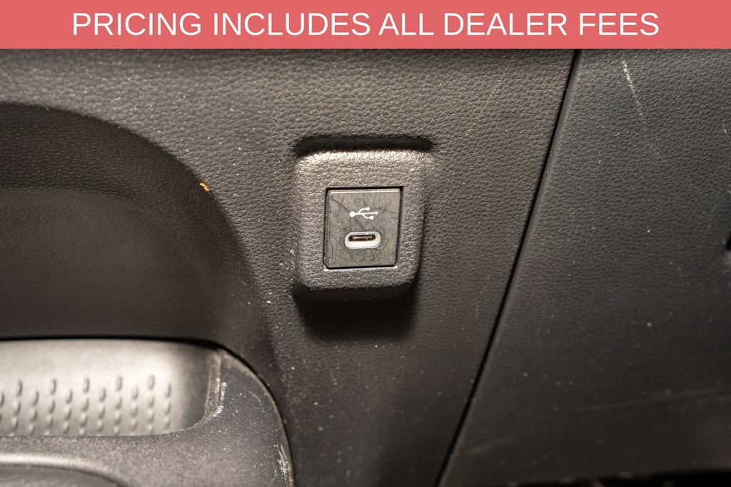 Used 2025 Toyota Corolla LE FWD image 14