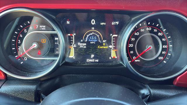 Used 2022 Jeep Gladiator Rubicon w/ Trailer Tow Package AWD/4WD image 11