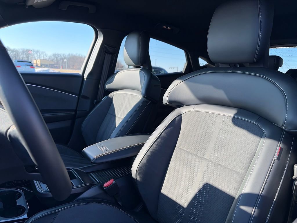 Used 2025 Ford Mustang Mach-E GT image 21