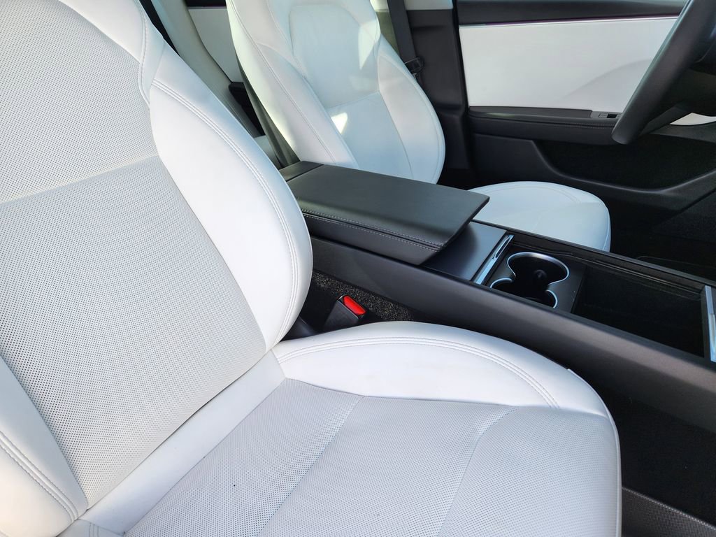 Used 2025 Tesla Model 3 Long Range image 14