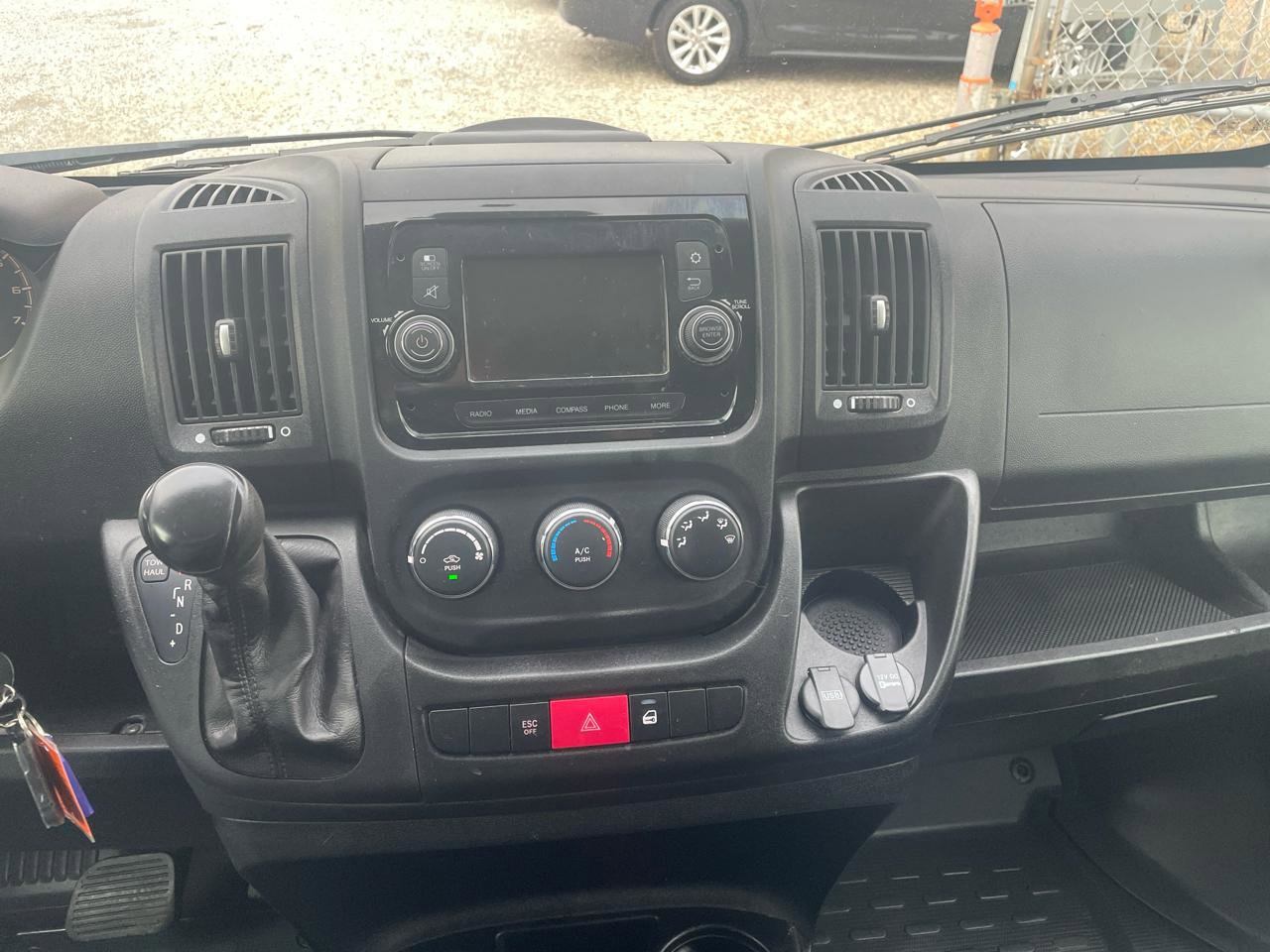 Used 2018 RAM ProMaster 1500 image 21