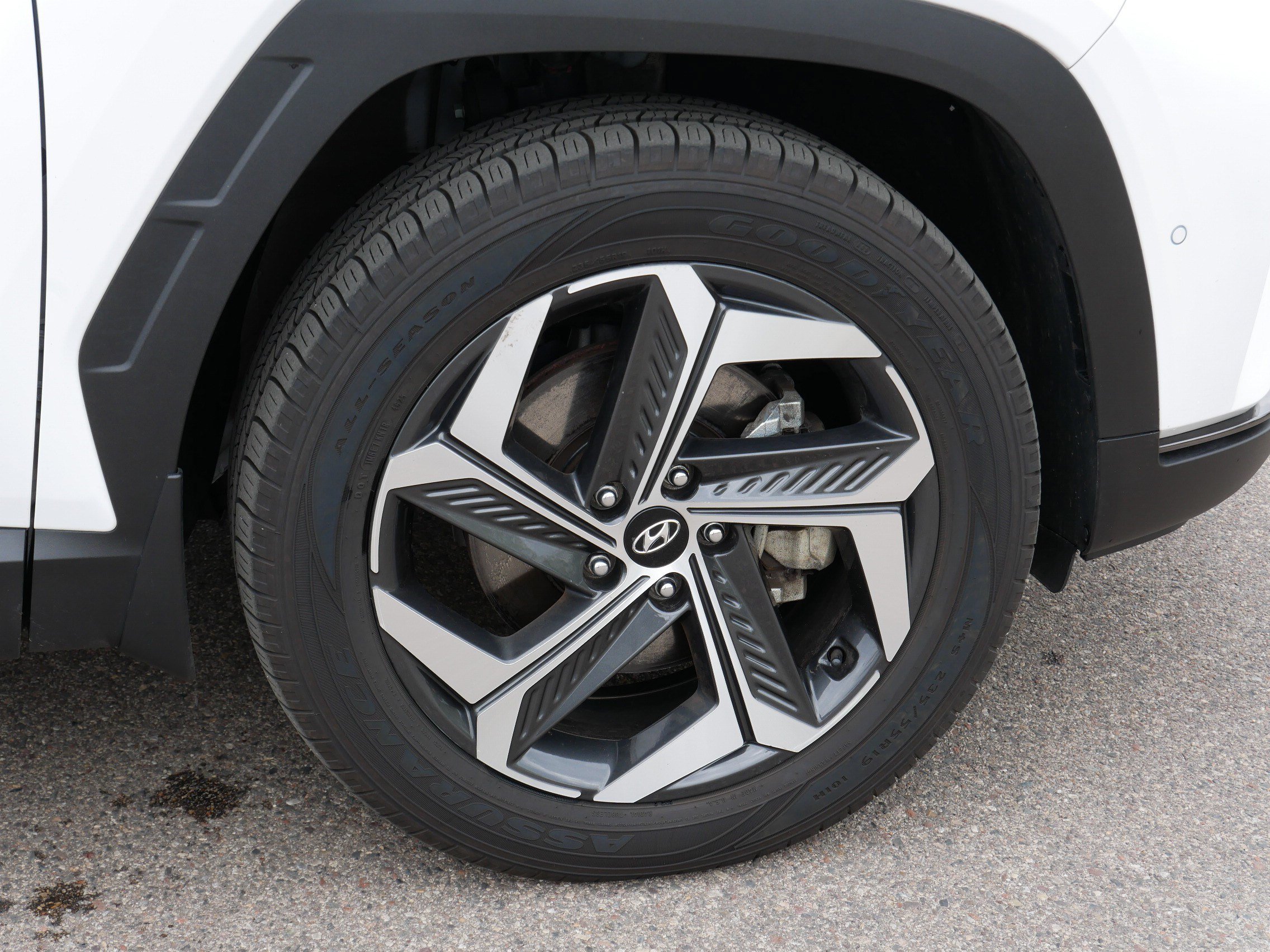 Used 2023 Hyundai Tucson Limited AWD/4WD image 15