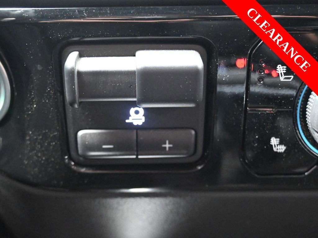 Used 2025 Chevrolet Silverado 1500 RST w/ LPO, Liner Protection Package image 27