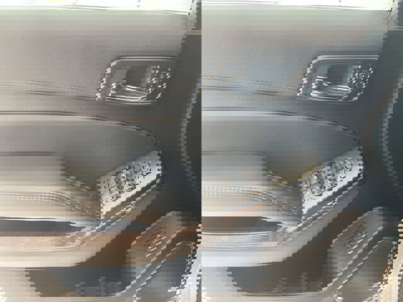 Used 2016 Chevrolet Suburban LT w/ Max Trailering Package AWD/4WD image 13