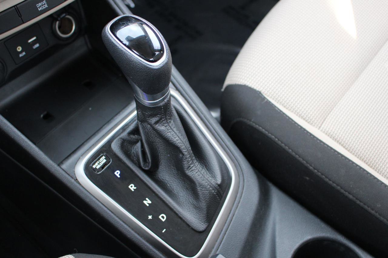 Used 2019 Hyundai Accent SE image 25