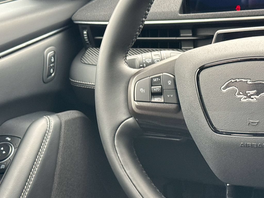 Certified 2025 Ford Mustang Mach-E Select RWD image 18
