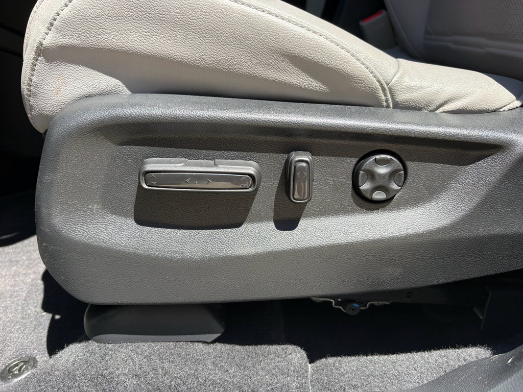 Certified 2020 Honda CR-V Touring image 26