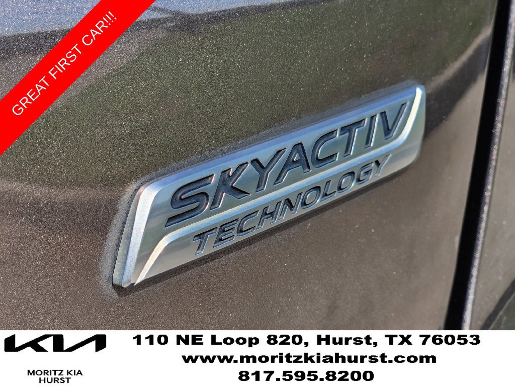 Used 2016 MAZDA MAZDA3 i Sport w/ Preferred Equipment Package FWD image 16