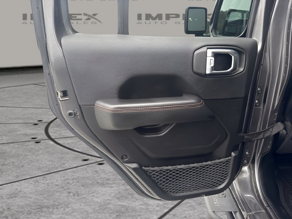 Used 2023 Jeep Gladiator Mojave w/ Cold Weather Group AWD/4WD image 27