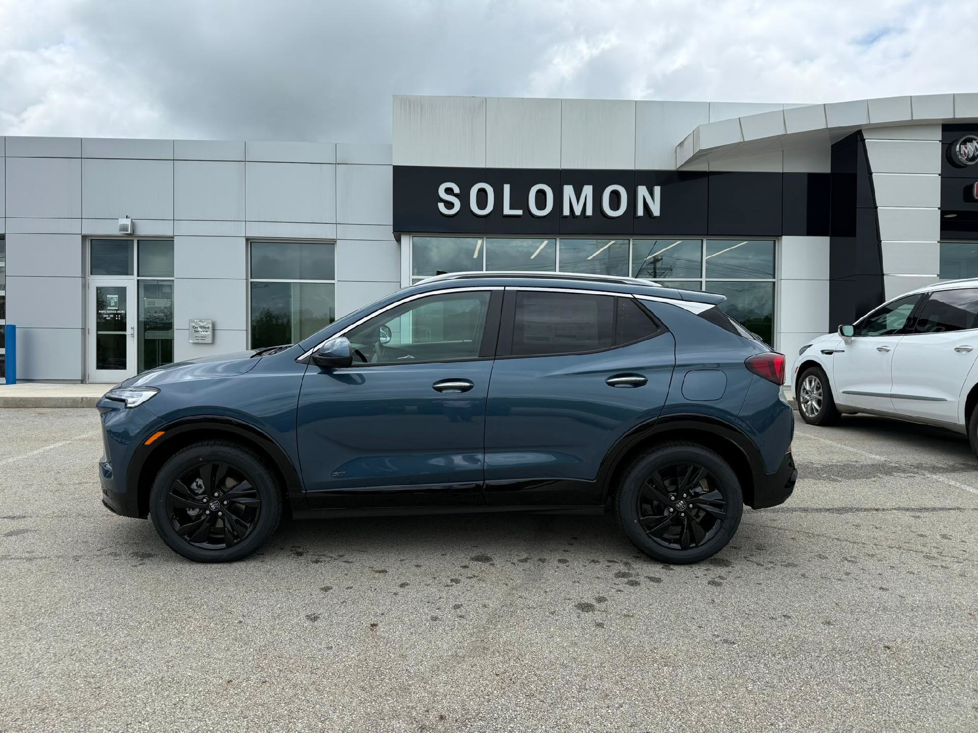 New 2026 Buick Encore GX Sport Touring w/ Advanced Technology Package AWD/4WD image 2