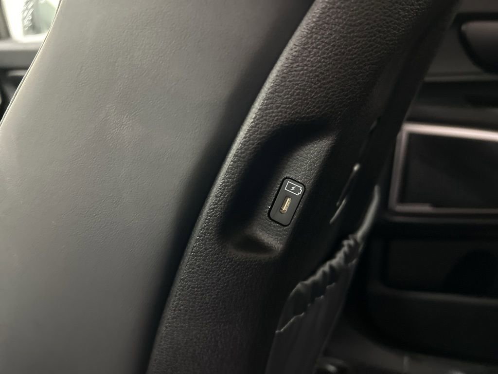 New 2025 Kia Telluride S image 25