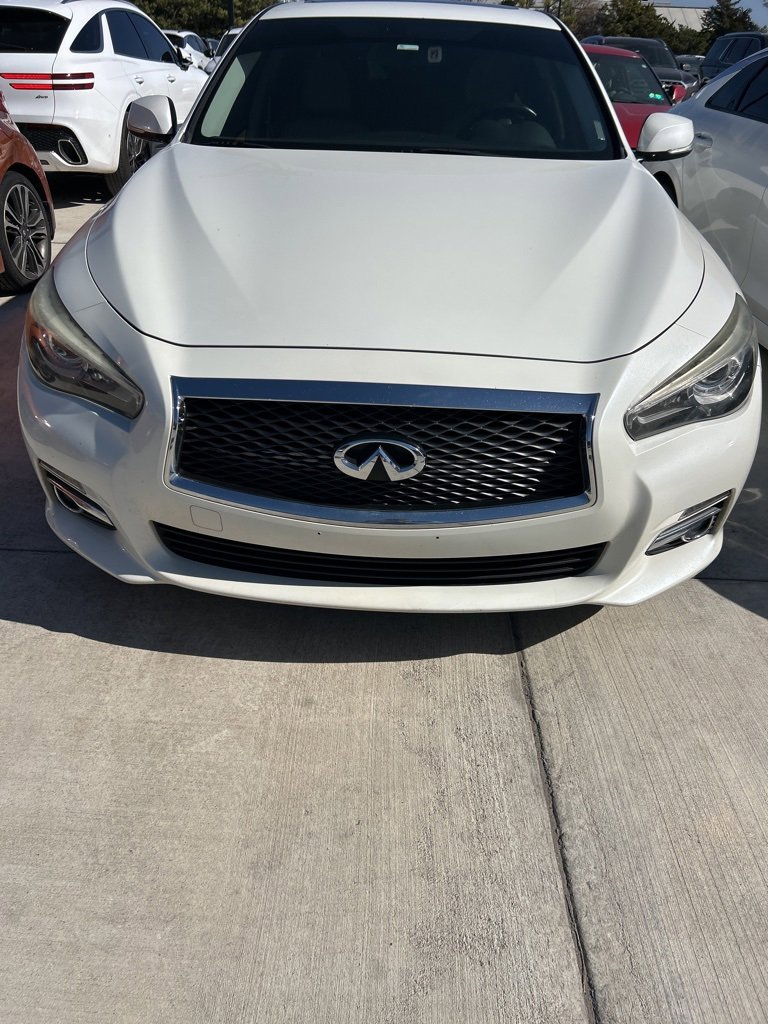 Used 2017 INFINITI Q50 Signature Edition w/ Cargo Package (L95)