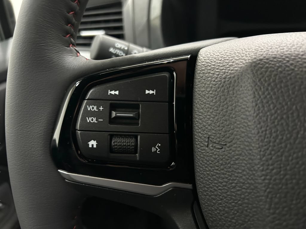 Used 2026 Honda Odyssey Sport-L image 13