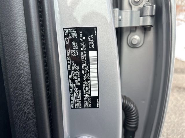 Certified 2023 Volvo C40 P8 Recharge Ultimate w/ Protection Package Premier image 32