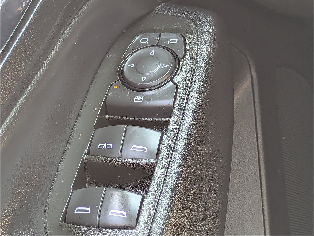 Certified 2023 Chevrolet Equinox LT FWD image 22