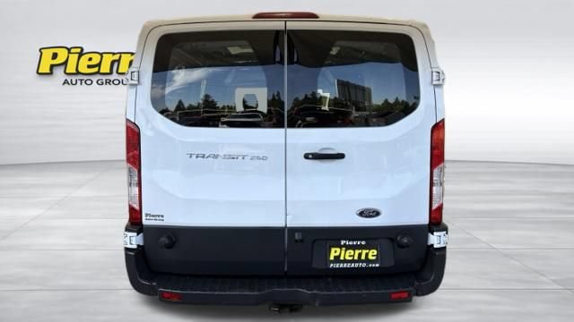 Used 2018 Ford Transit 250 148 Low Roof RWD image 3