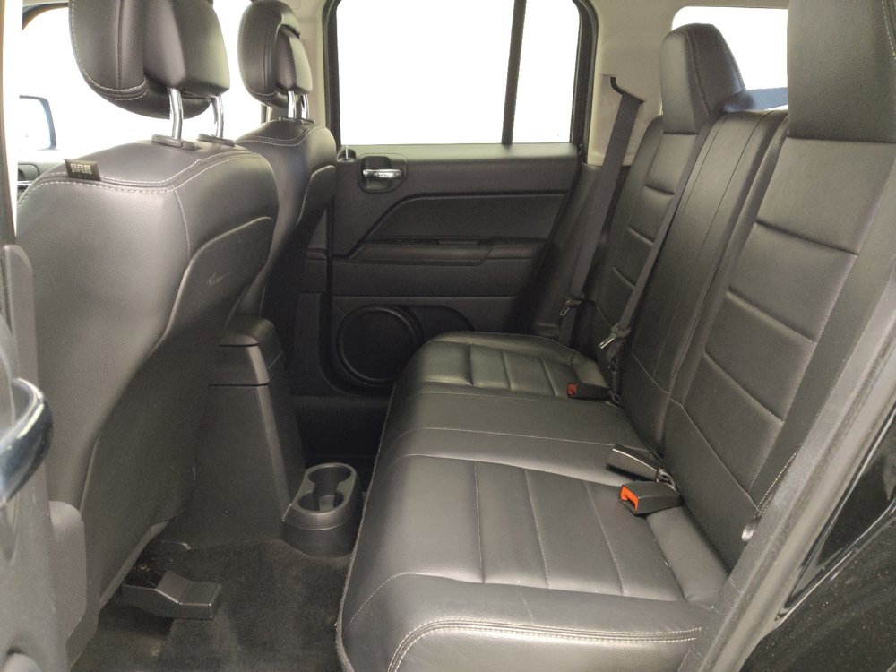 Used 2015 Jeep Patriot High Altitude AWD/4WD image 18
