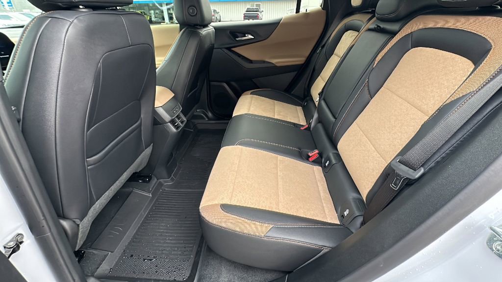 Used 2026 Chevrolet Equinox ACTIV w/ Safety and Technology Package image 15
