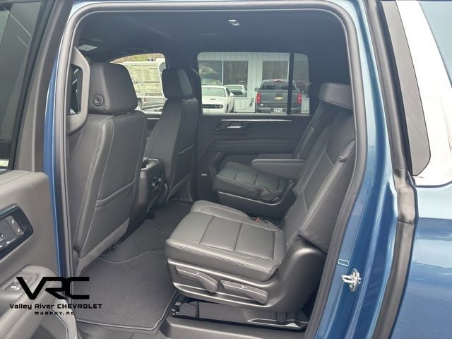 New 2026 Chevrolet Suburban LT w/ Comfort Package image 15