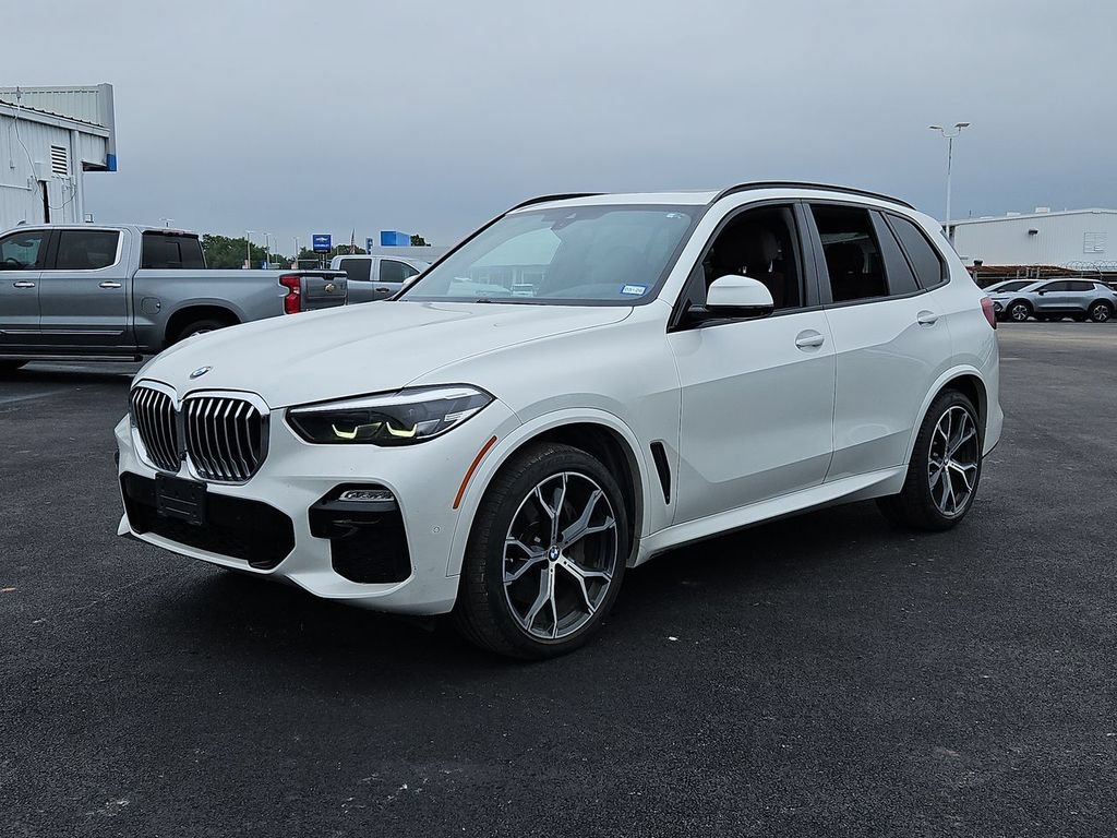 Used 2019 BMW X5 xDrive50i w/ M Sport Package AWD/4WD image 12