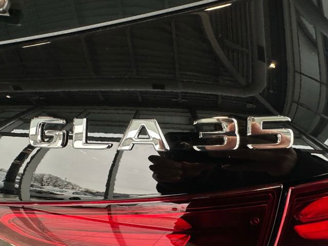 New 2026 Mercedes-Benz GLA 35 AMG 4MATIC image 10