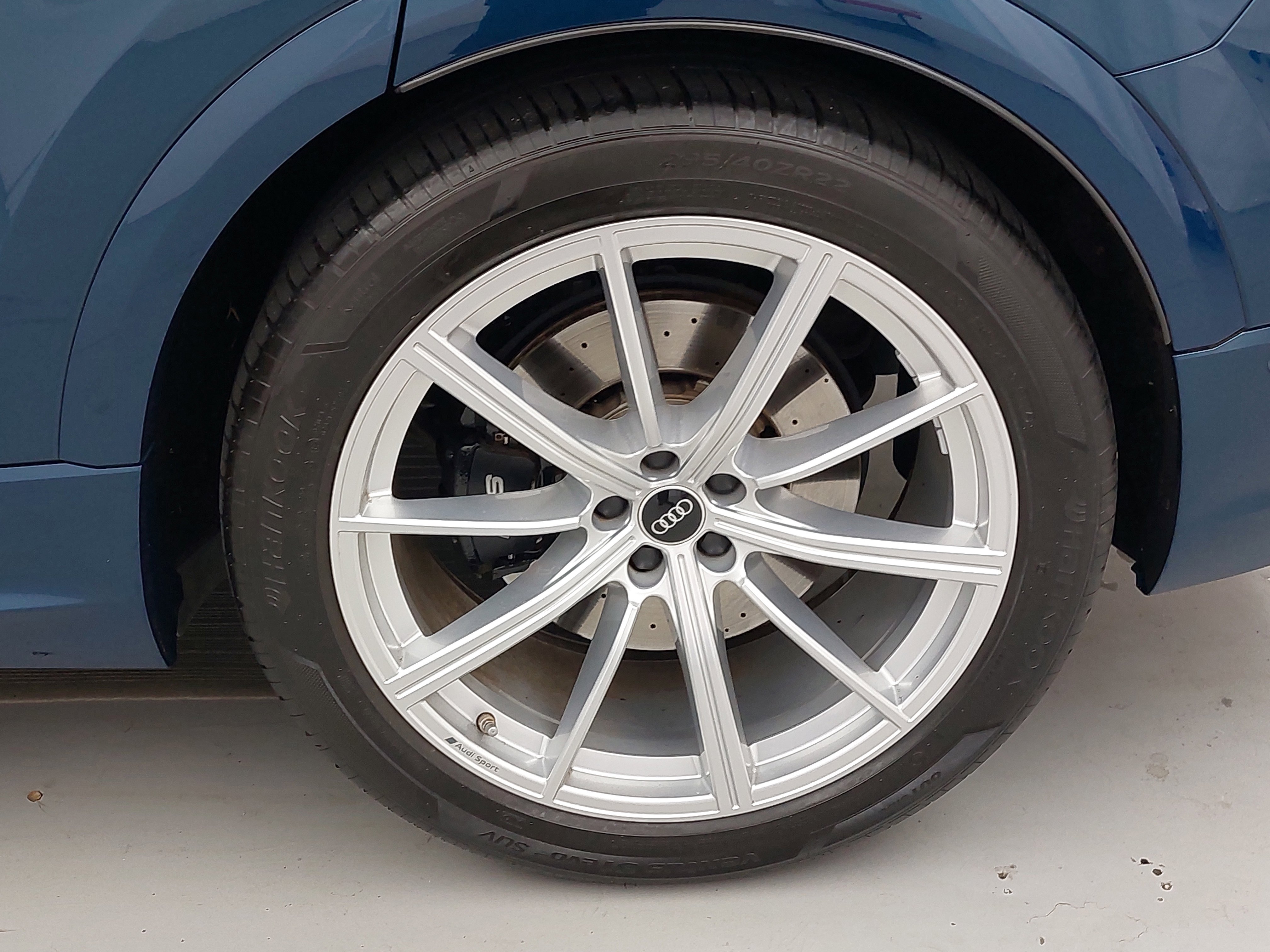 Used 2022 Audi RS Q8 4.0T image 36