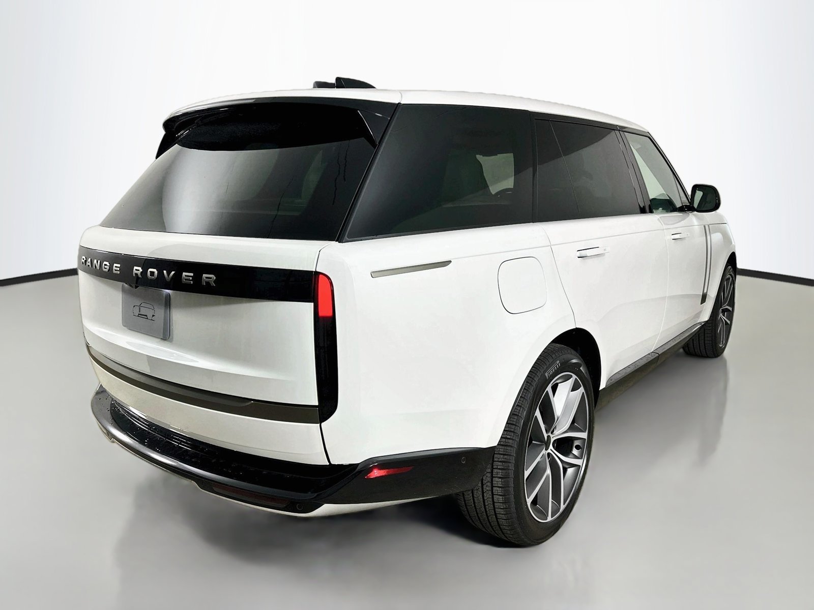 New 2026 Land Rover Range Rover Long Wheelbase SE AWD/4WD image 5