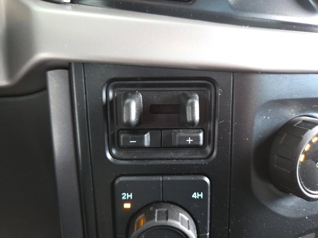 Used 2023 Ford F150 XLT w/ Trailer Tow Package image 8